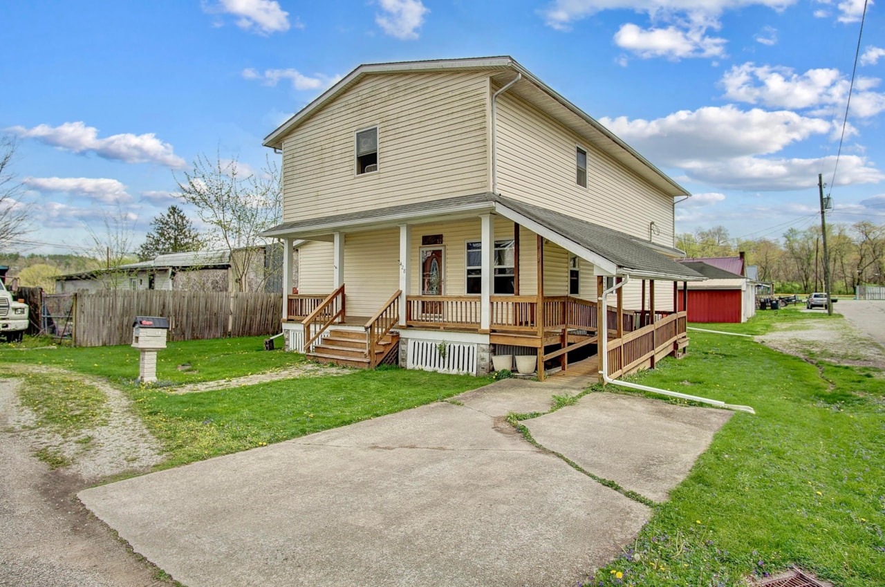 For Sale 185,000 A home for sale for sale at 428 6th Street Philo, OH