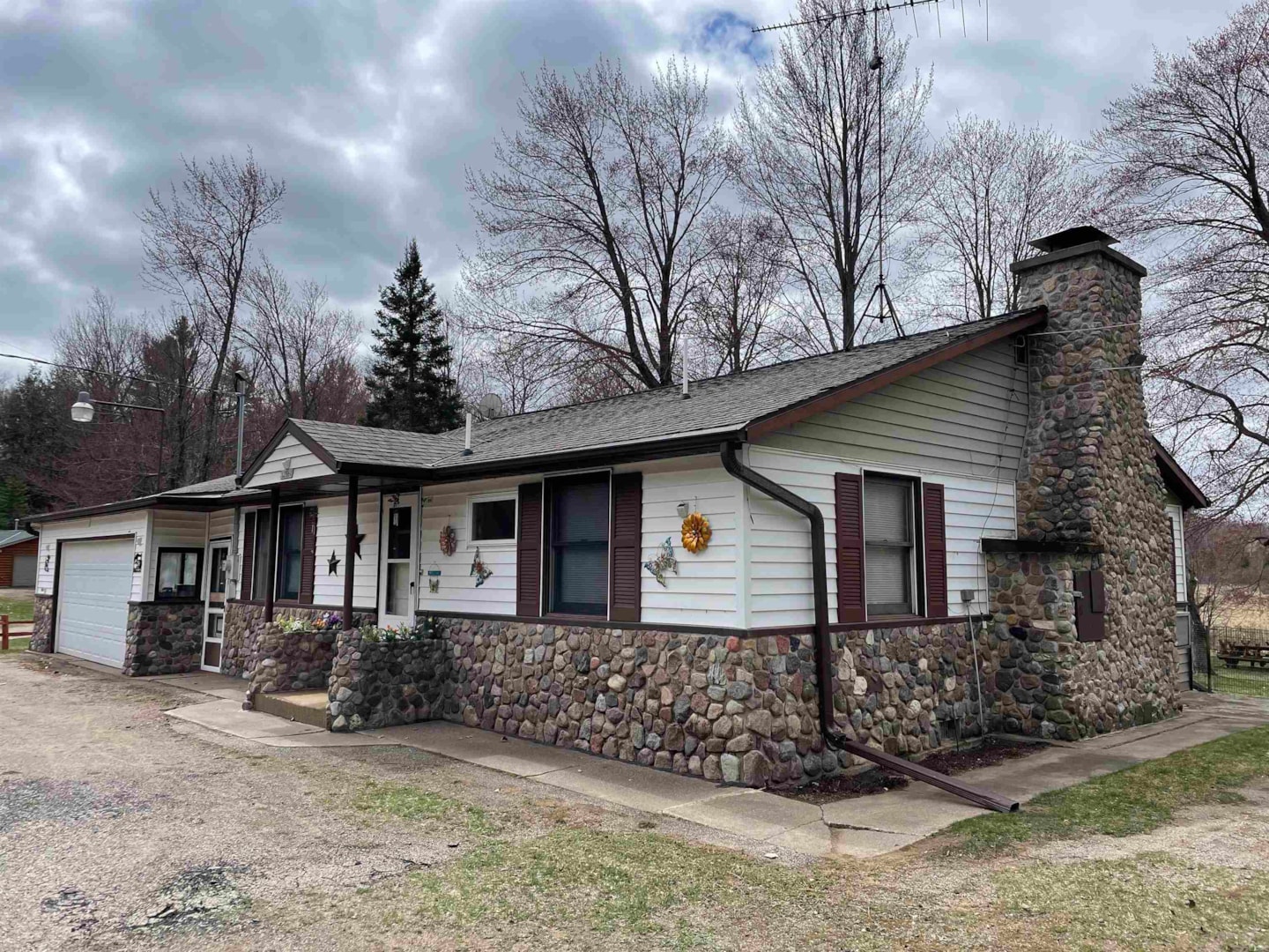 12560 Pritchard Ln Crivitz, WI 54114 home for sale, MLS50290062