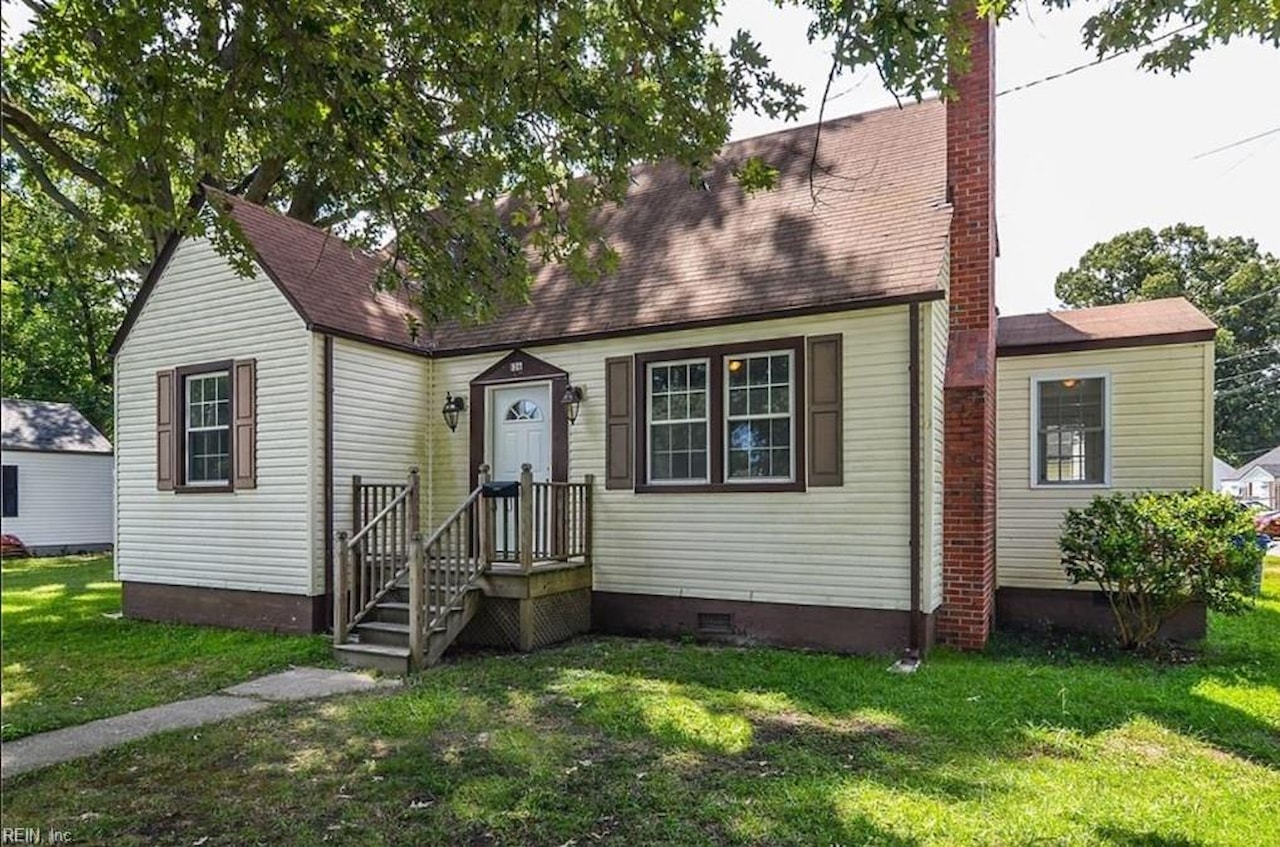 136 Gillis Rd Portsmouth, VA 23702 MLS 10529395