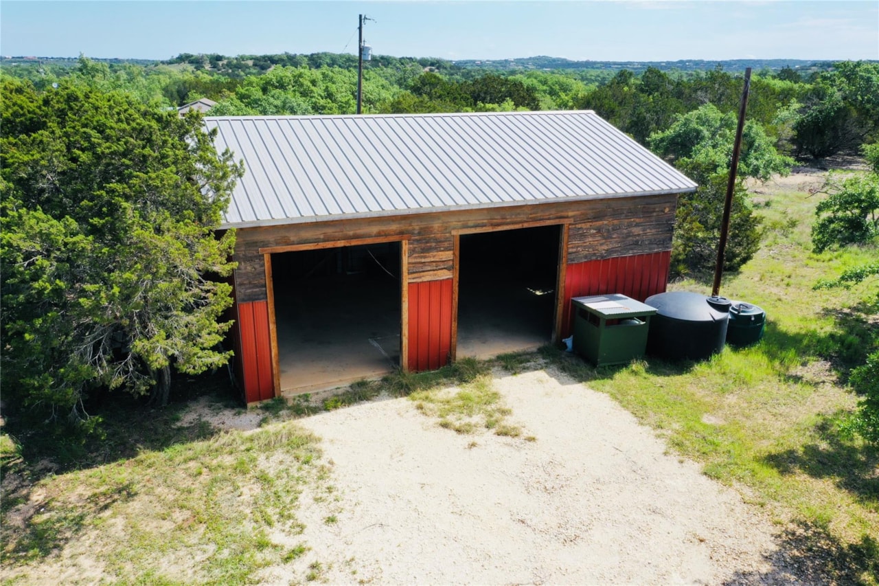 560 Longview RD, Dripping Springs, TX 78620 MLS 1641489 Longhorn