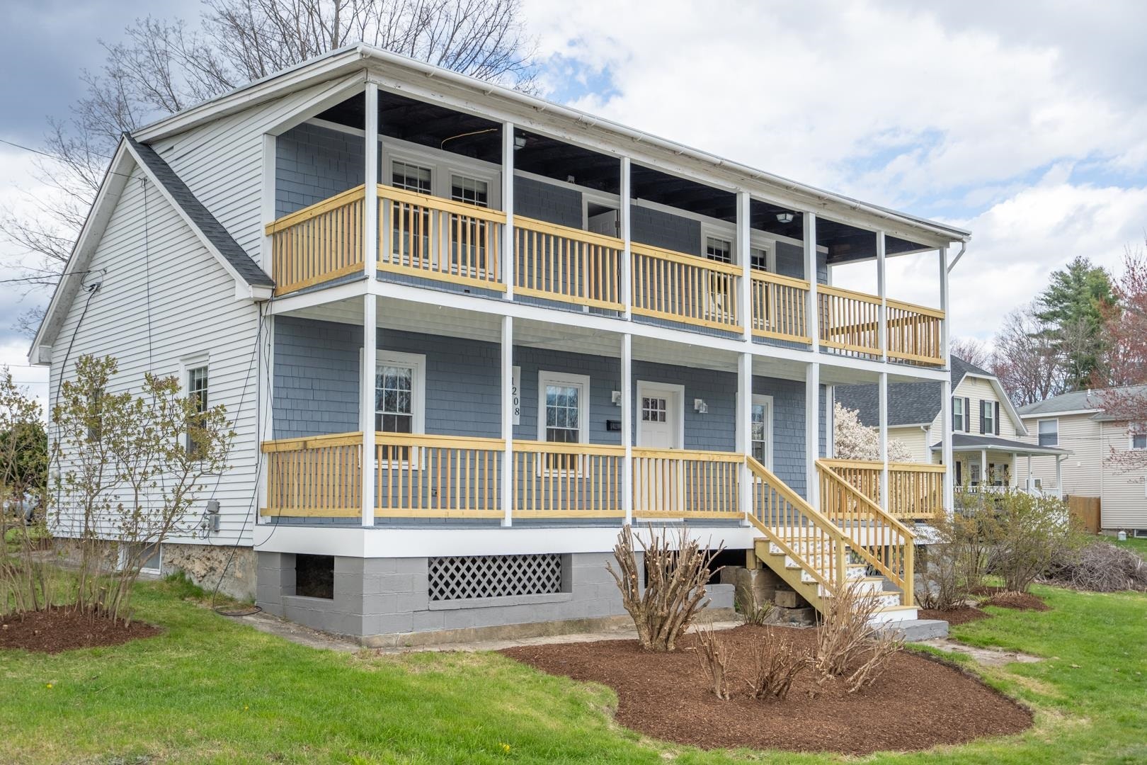 NHRealtyGals New Hampshire Real Estate REMAX Karin Provencher NH Realty