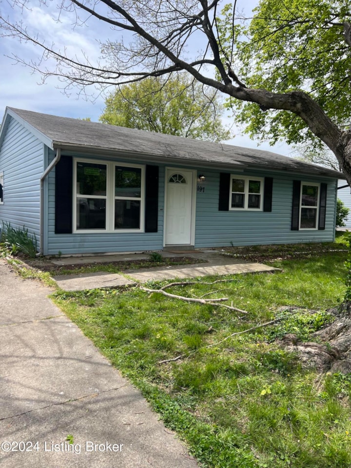 197 Briarwood Ln Louisville KY 40229 home for sale MLS 1659591