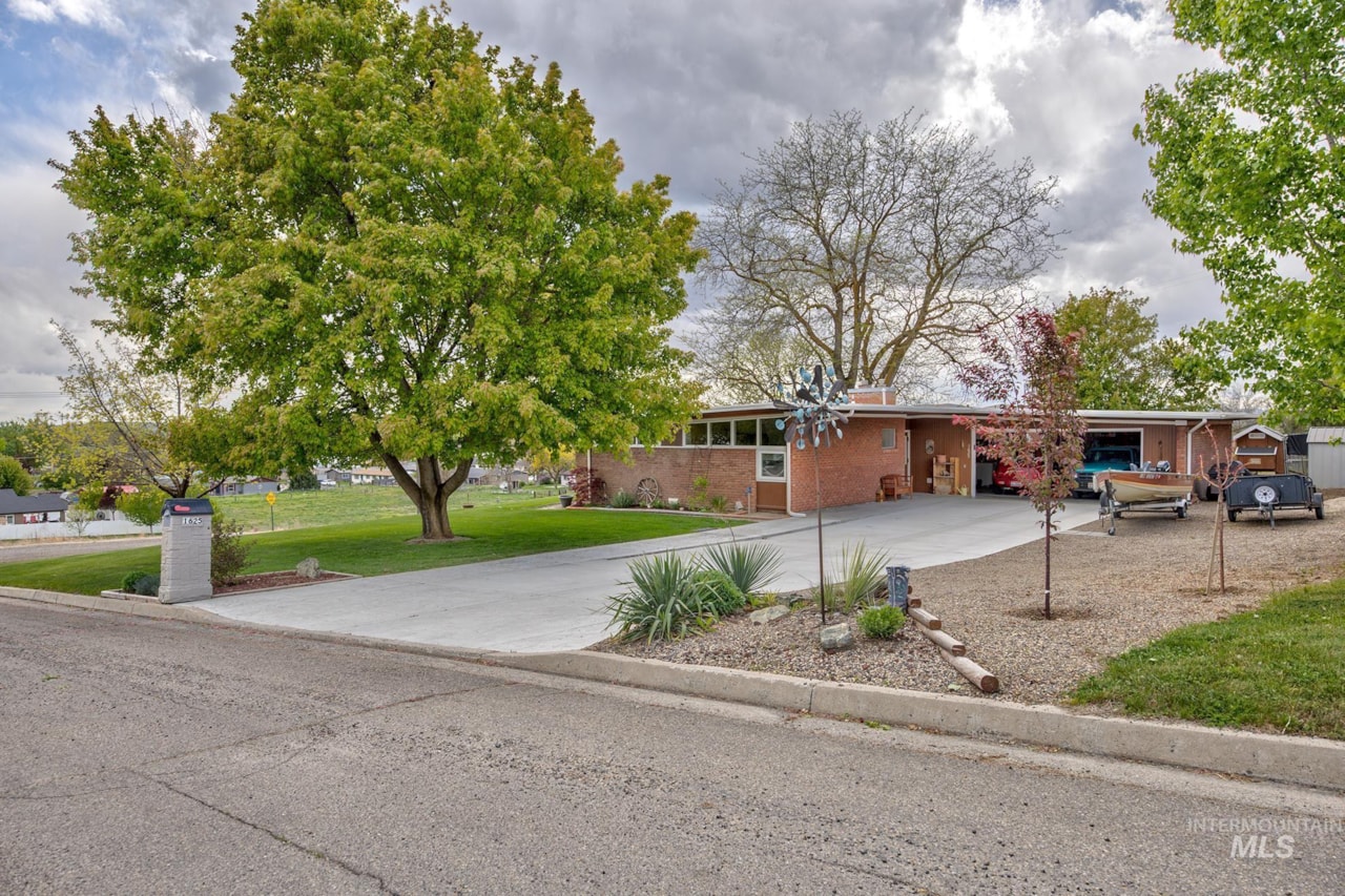 Explore Weiser, ID Real Estate home for sale for Sale