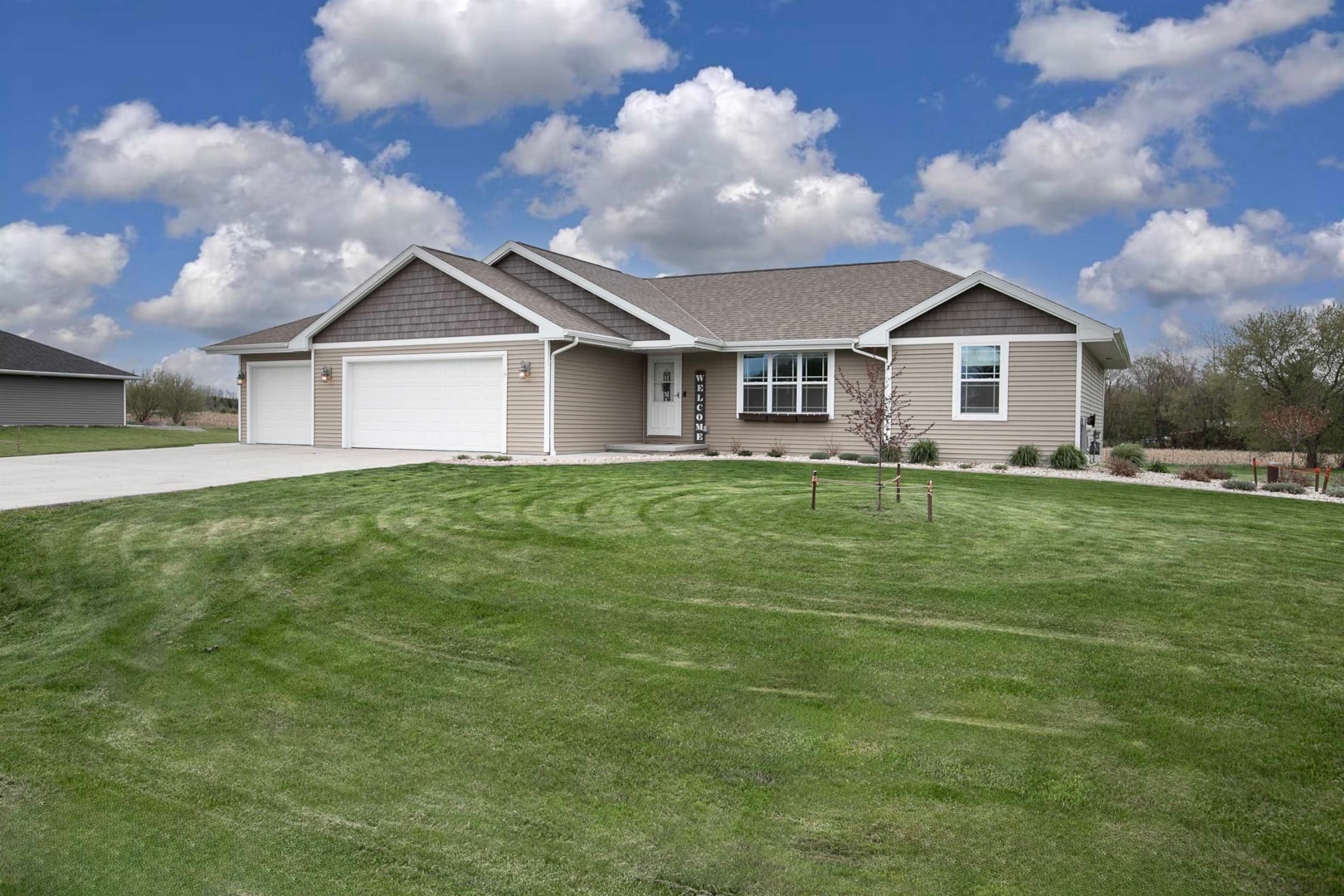 924 Aubrey Ln Little Suamico, WI 54141 home for sale, MLS50290594