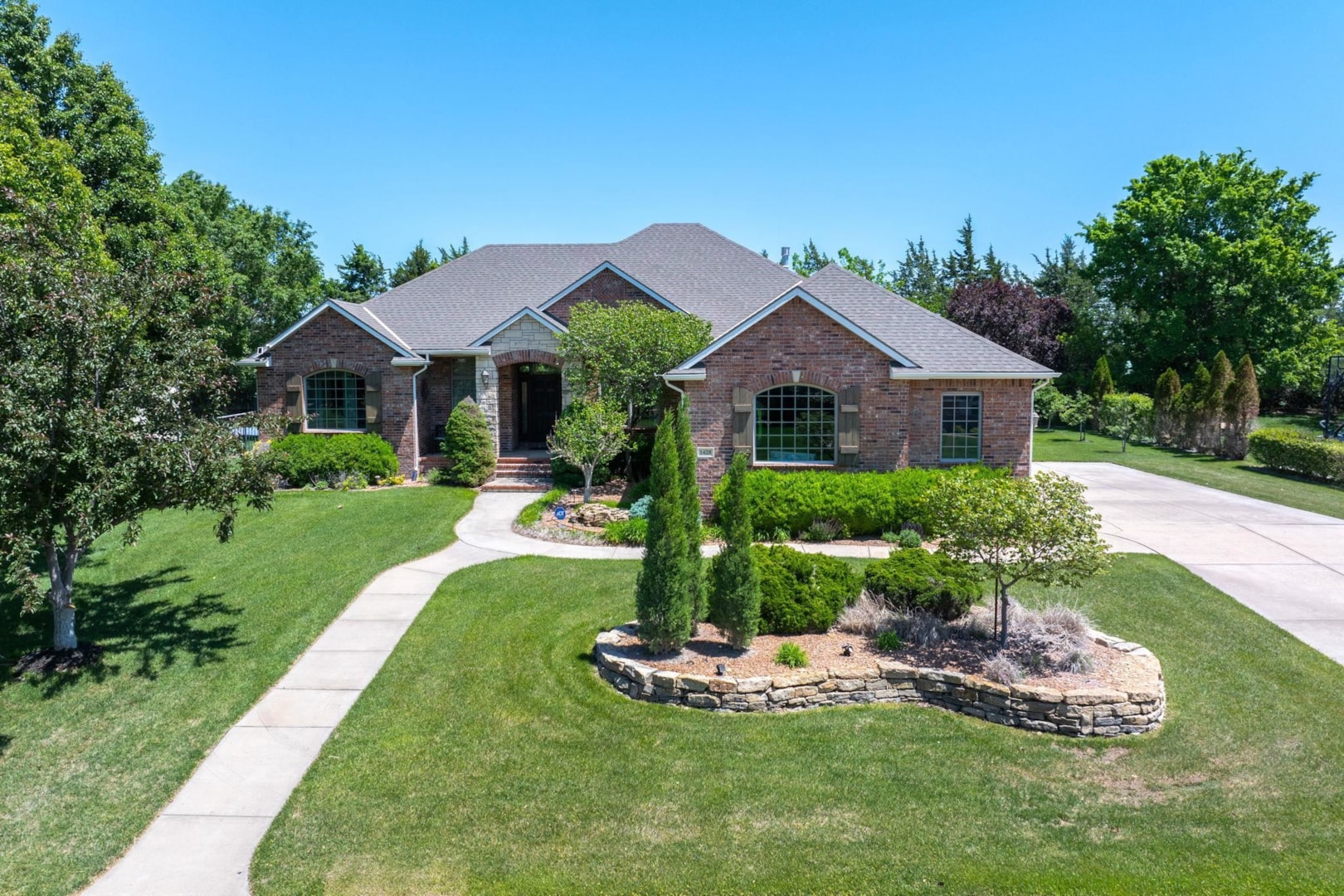 Homes for Sale in 1428 N Krug Circle Wichita, KS