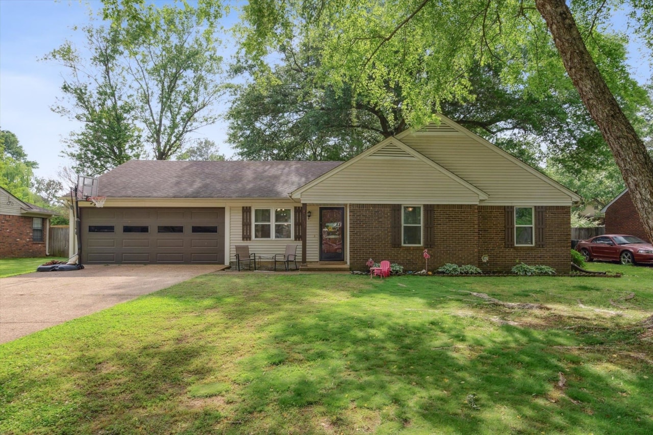 873ASearch BHHS Taliesyn homes for sale in Germantown, Collierville