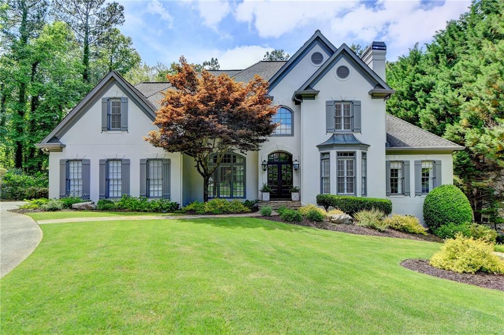 9770 Foxworth Drive Alpharetta, GA 30022 | MLS 7385495