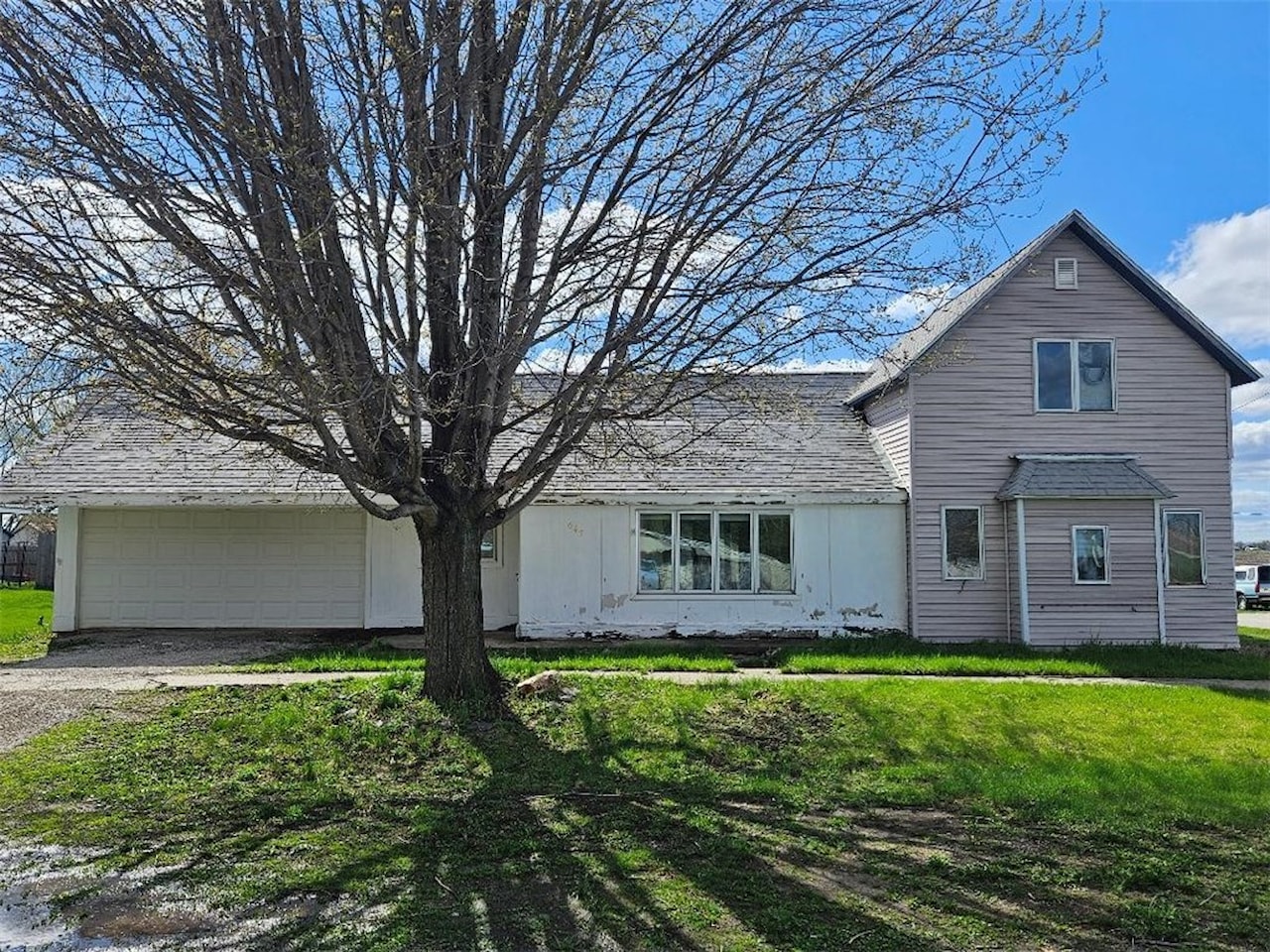 645 Elm St, Kamrar, IA near Kamrar