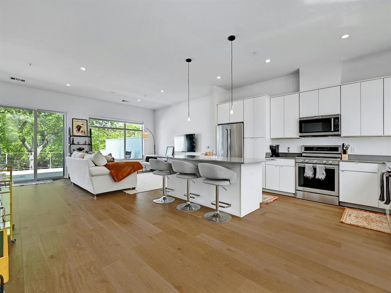 505 Tillery ST 6, Austin, TX 78702 MLS 1015891 East 5th Condos