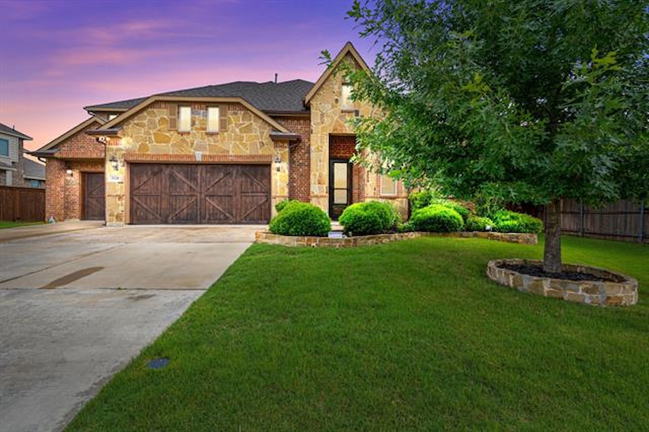 FOR SALE 3120 Meseta, Grand Prairie, in Mira Lagos E2b