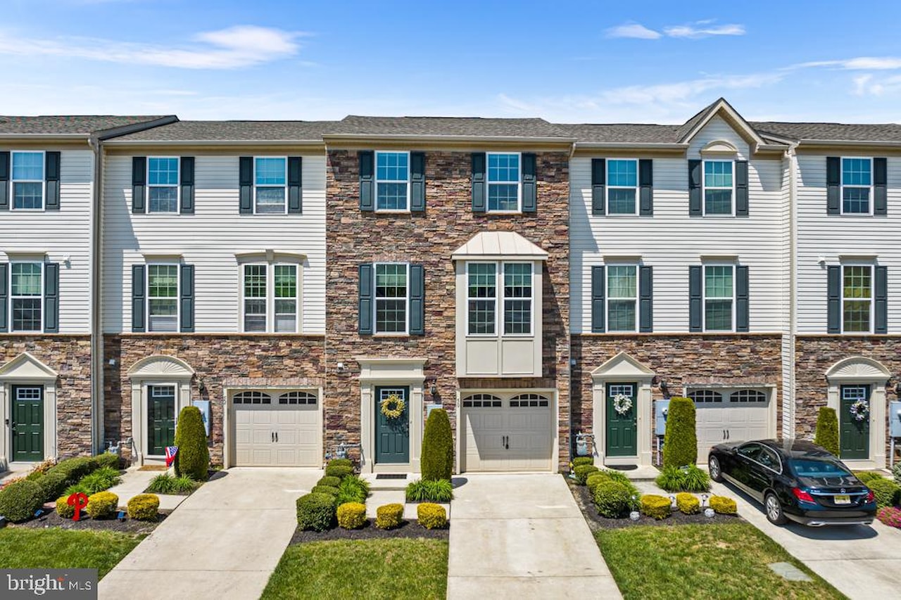 Sicklerville Homes For Sale 50 Village Green Ln Secluded serenity