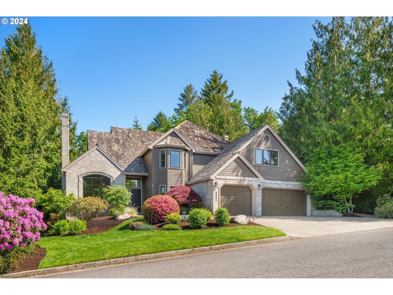 9537 NW Bartholomew DR Portland, OR 97229 | MLS 24461486