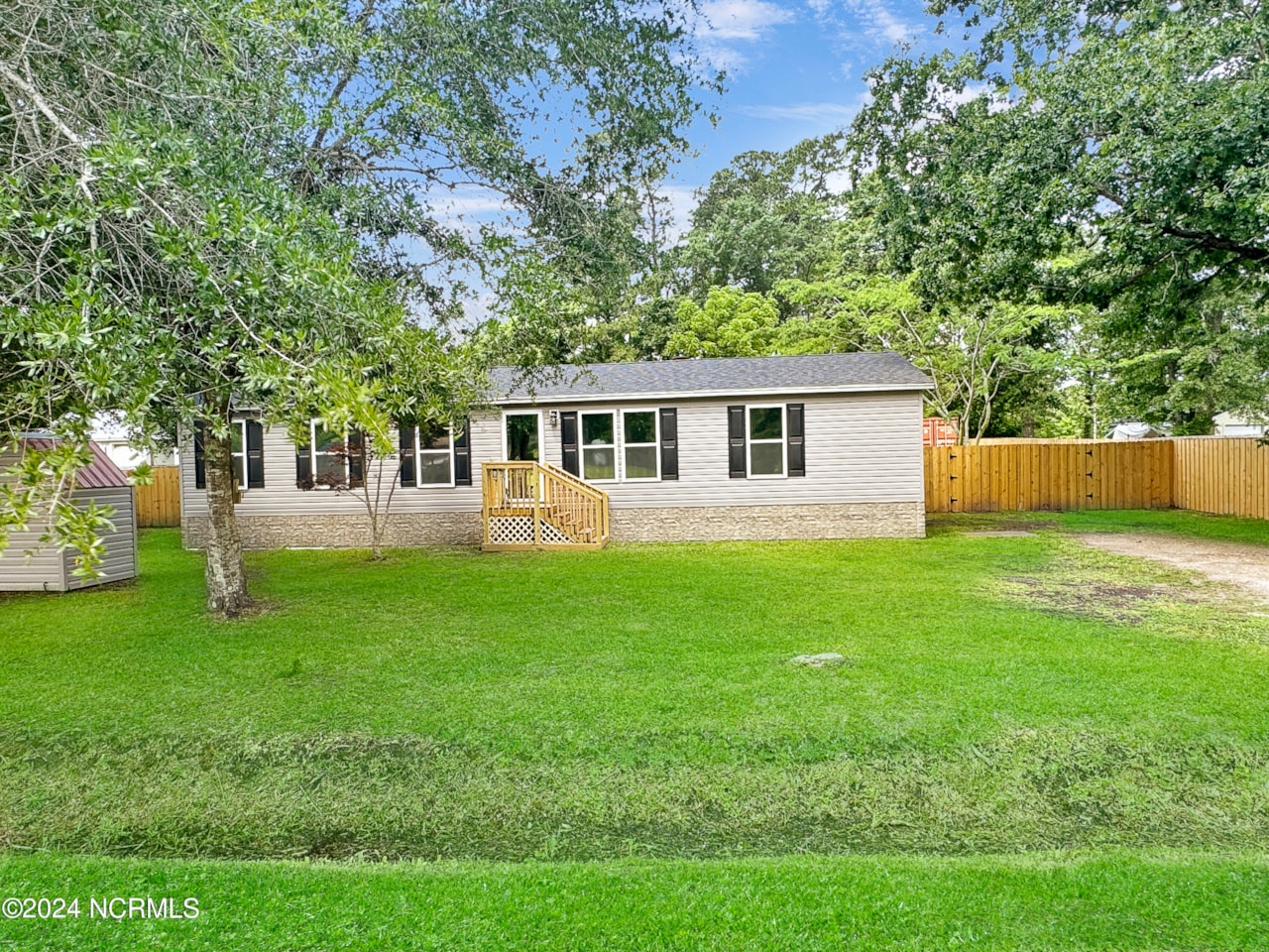 3312 Oakley Circle Castle Hayne, NC 28429 MLS 100445163