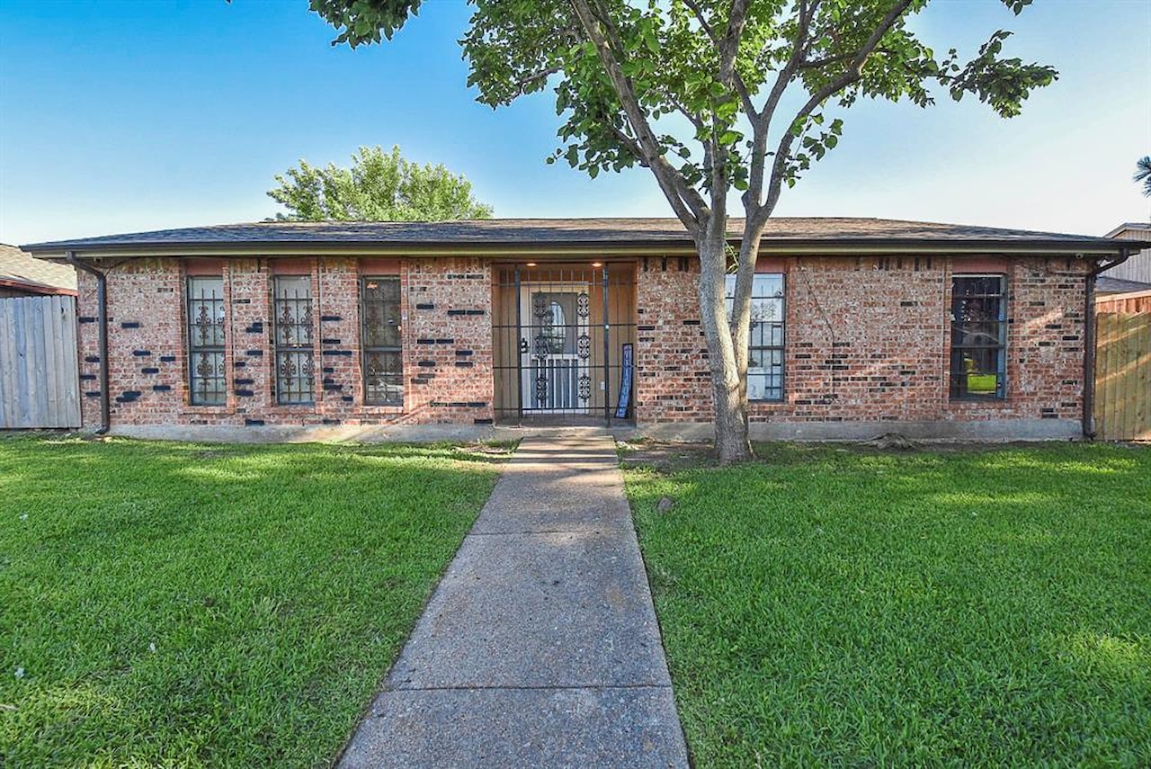 14650 Meyersville Dr Houston, TX 77049 home for sale
