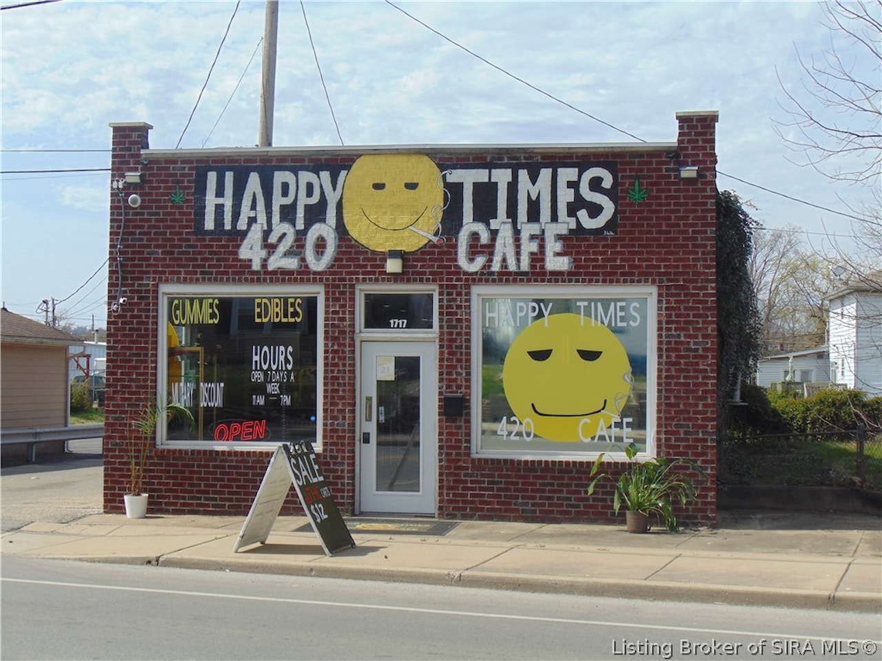 1717 Charlestown Rd New Albany, IN 47150 MLS 202406895