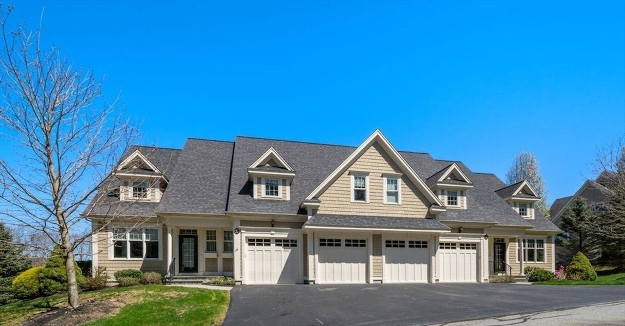 Adams Farm Shrewsbury, 20 Patriot Lane 20, MA, condo for sale, MLS