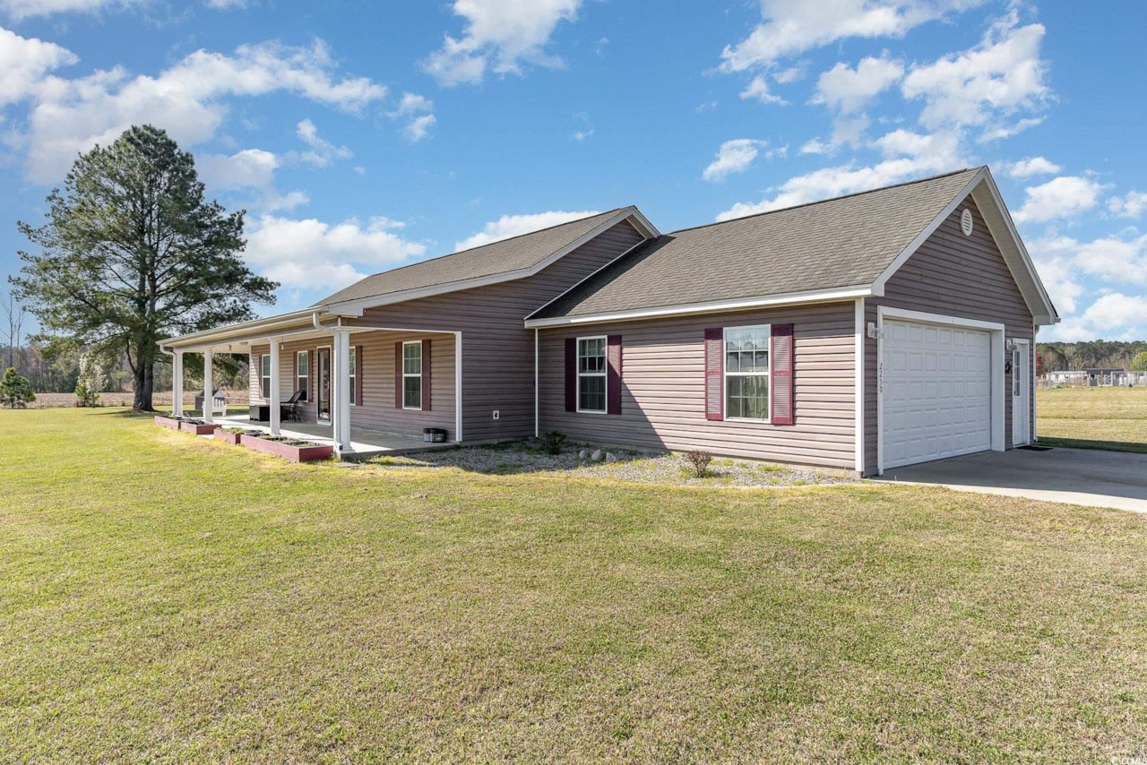 2250 Oak Dale Rd. Loris, SC 29569 | MLS 2407065