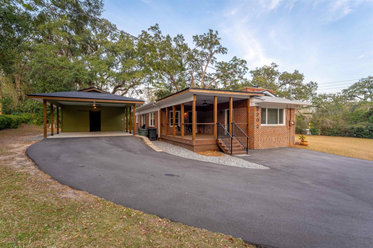 2202 Thomasville Rd Tallahassee, FL 32303 in Durward