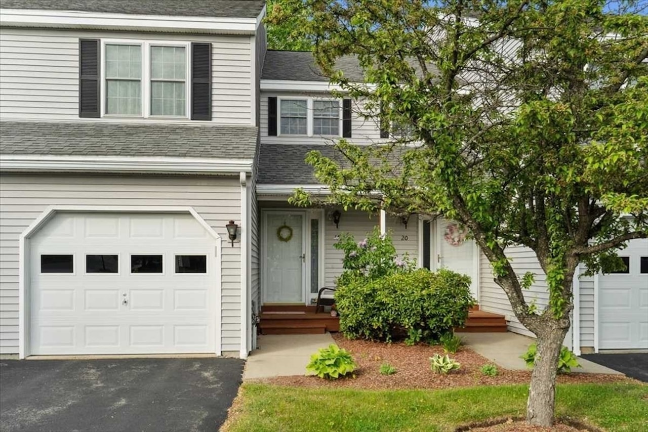Lancaster Estates Leominster, 14 Caspian Way 23, MA, condo for sale