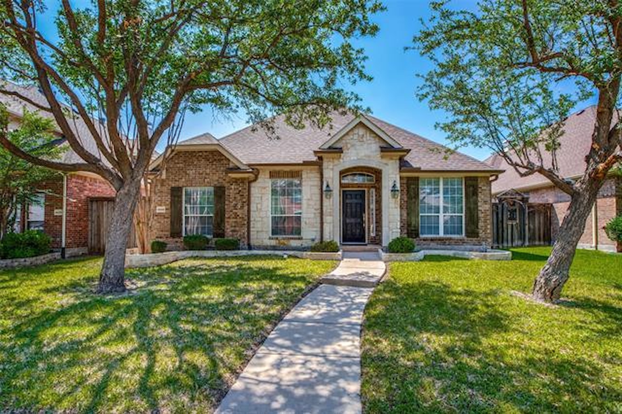 4449 HEARTHSTONE Drive Frisco, TX 75034 | MLS 20615620