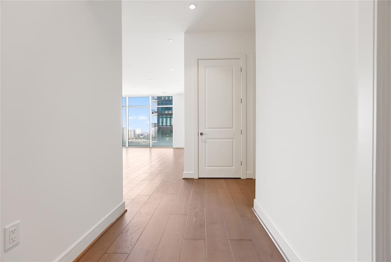 4521 San Felipe St Houston, TX 77027 condo for sale