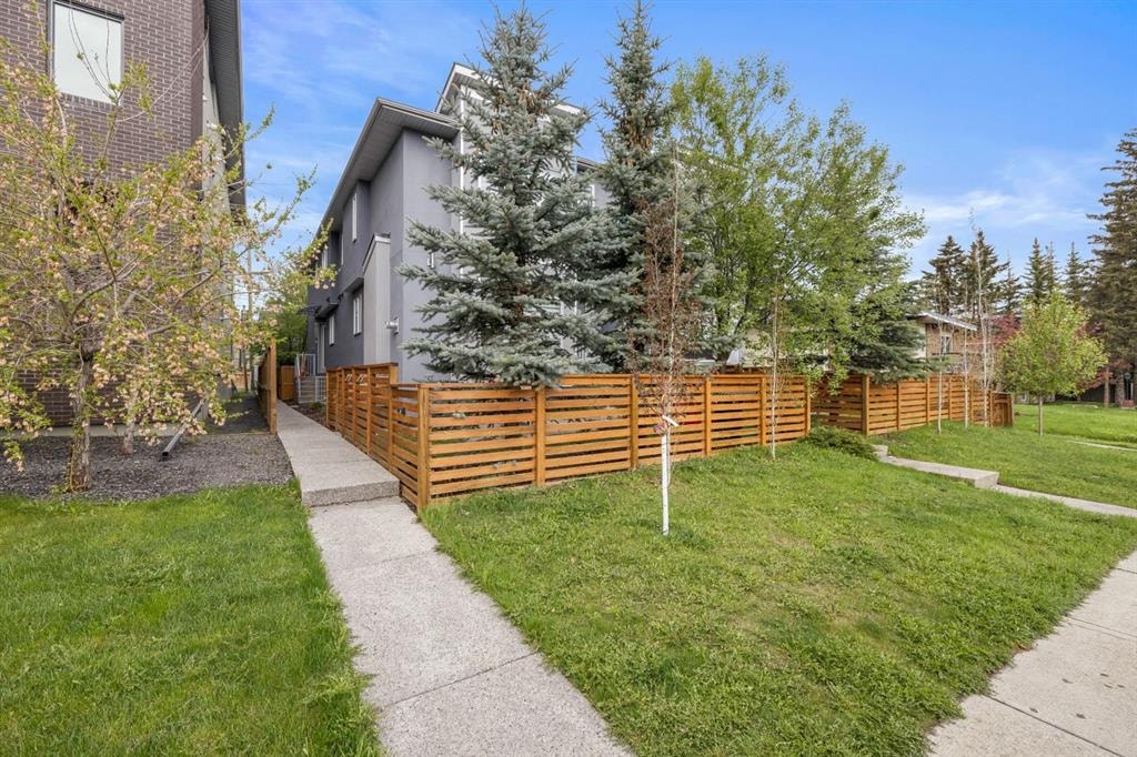 1919 27 St SW 2Calgary Real EstateKillarney/Glengarry Homes for Sale