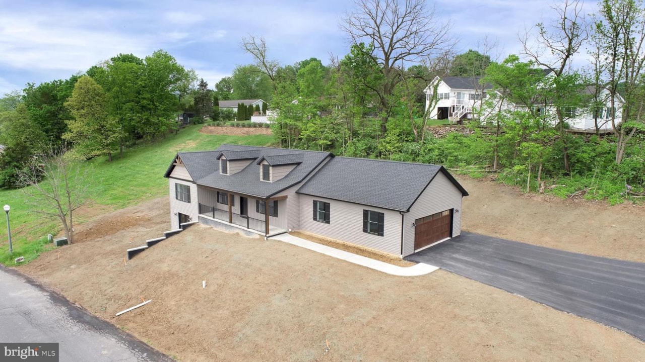 15 Winchester Dr Mifflintown, PA 17059 home for sale KBB