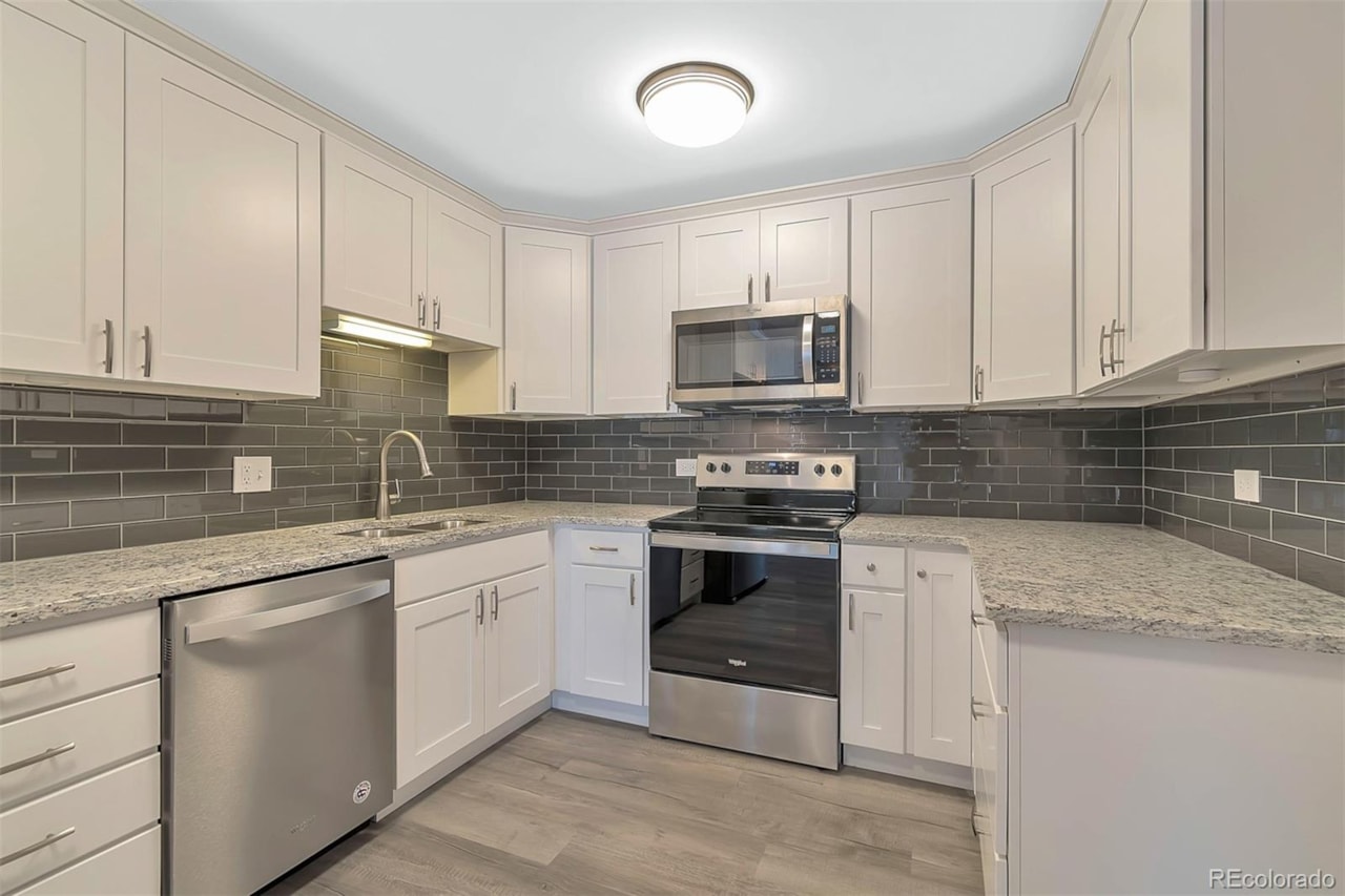 605 S Clinton St 8B, Denver, CO, 80247, MLS 1749308 Windsor Gardens