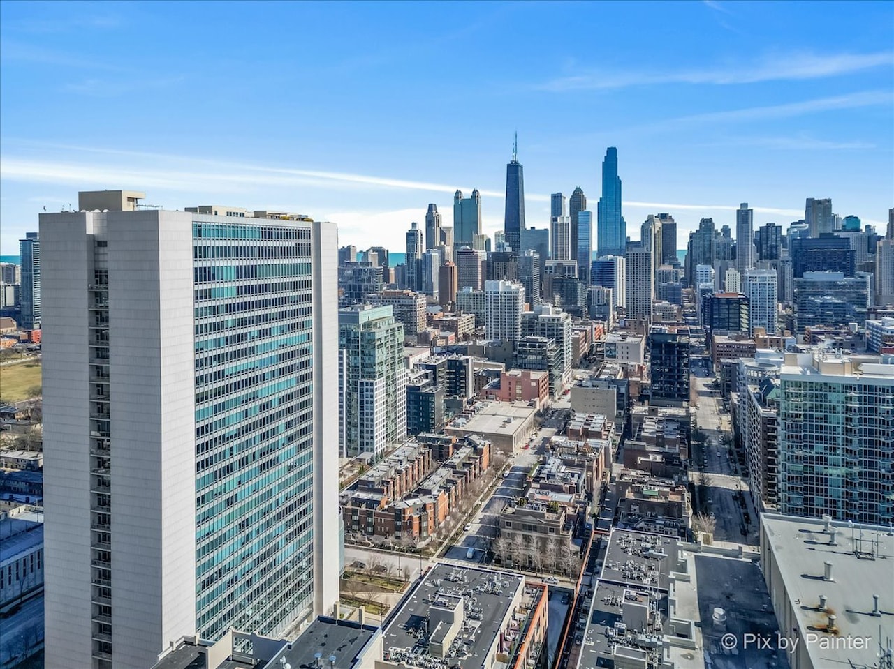 500 W Superior St 2505 in Chicago is offered for 1,595,000 MLS