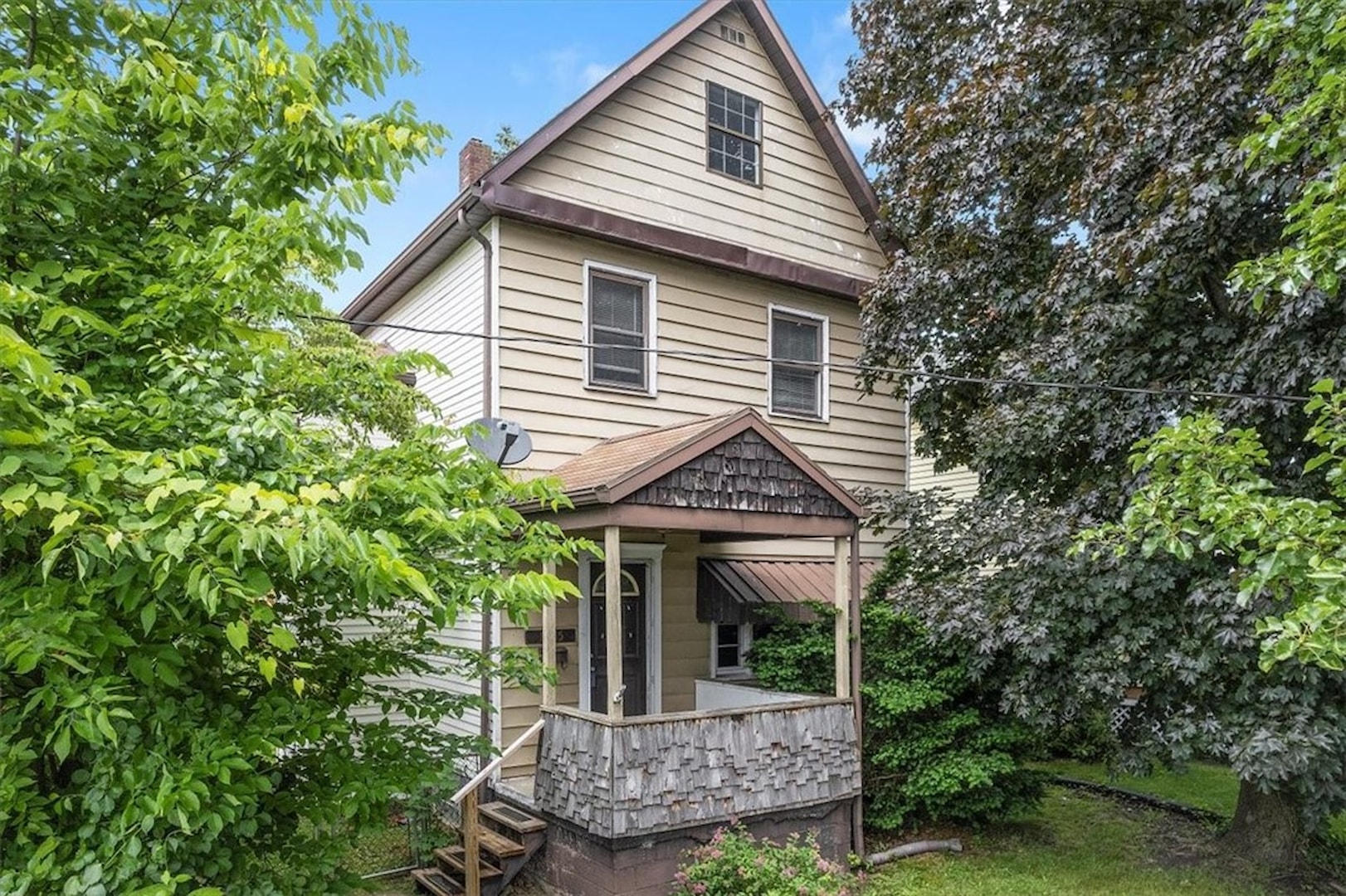 1045-8th-ave-brackenridge-allegheny-north-pa-15014-137-000