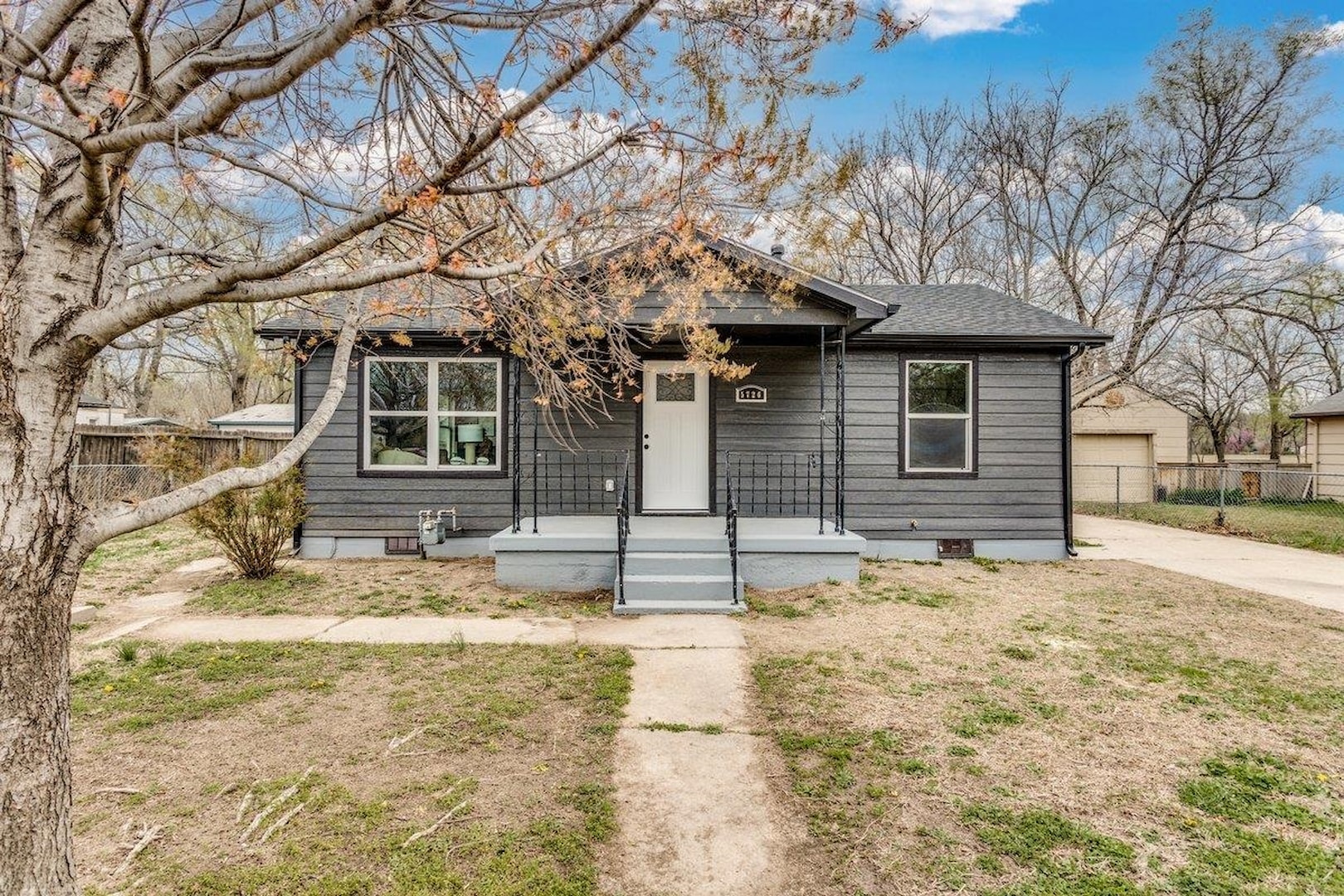 Homes for Sale in 5726 S Vandale Ave Wichita, KS