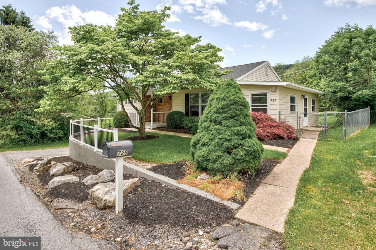 729 W Lamb St Bellefonte, PA 16823 home for sale KBB