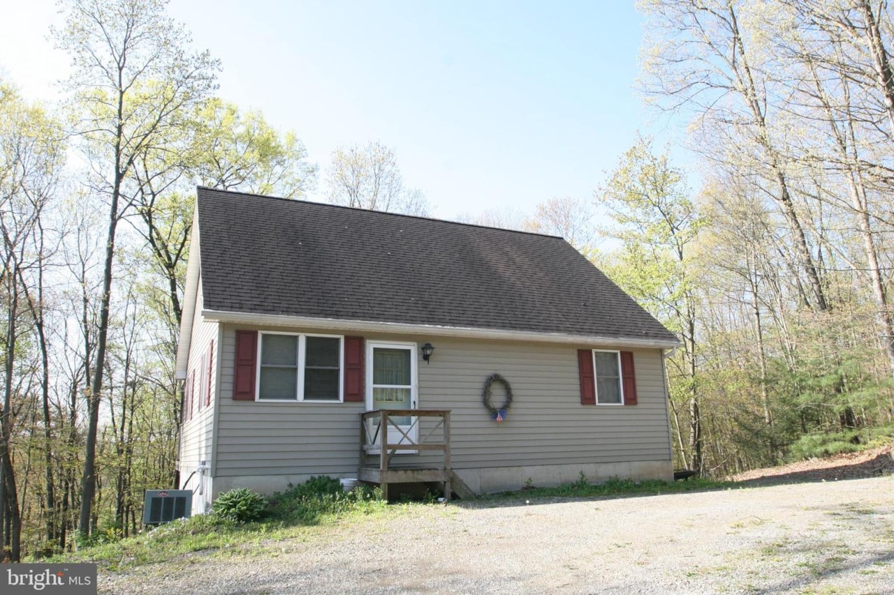 18455 Blackberry Drive Three Springs, PA 17264 home for sale KBB