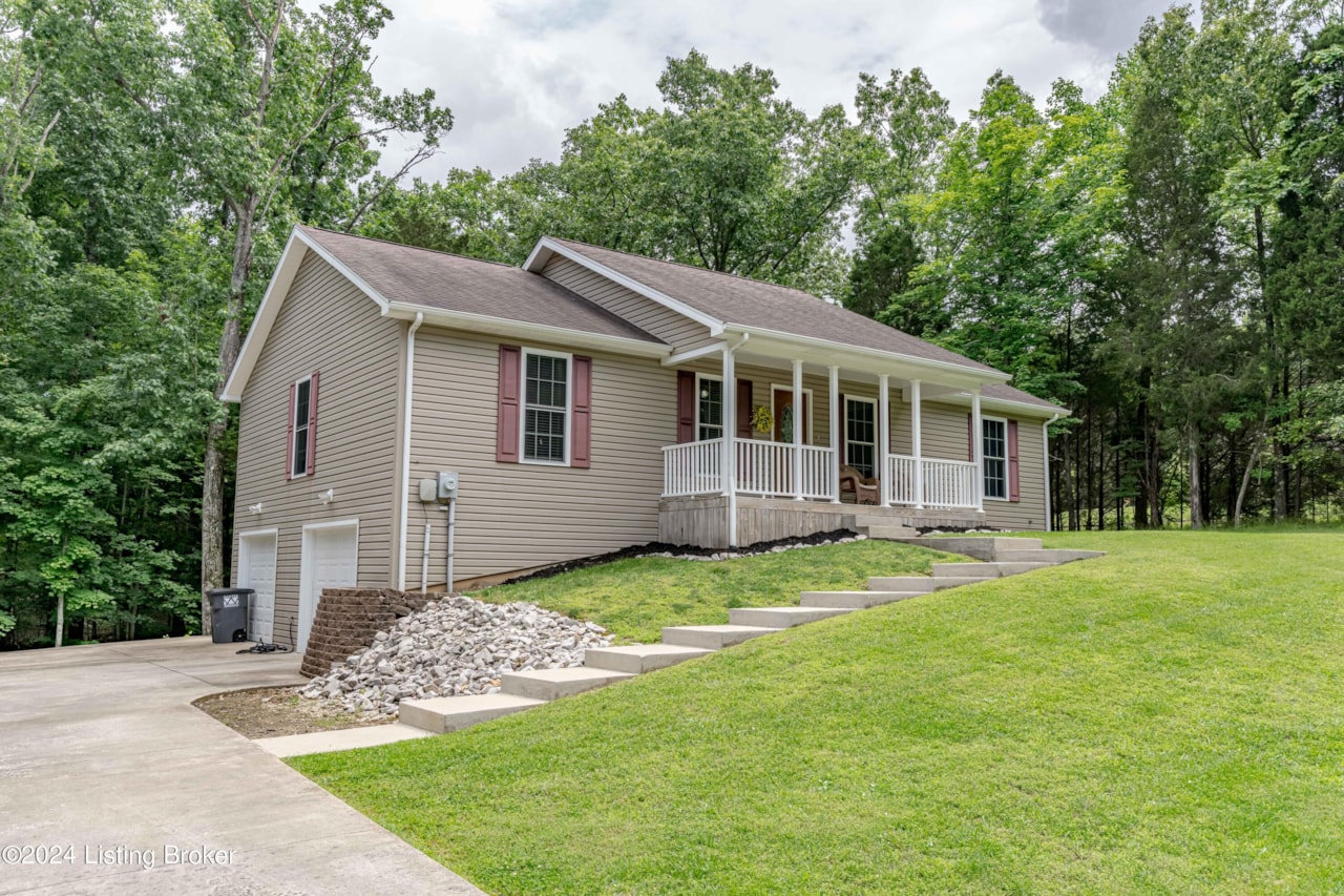 24 Thistle Ct Brandenburg, KY 40108 MLS 1662323