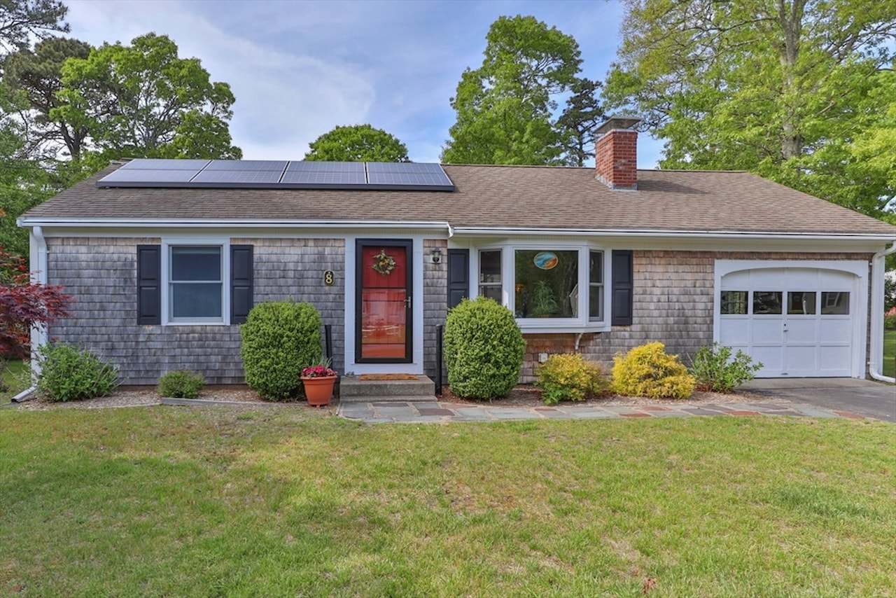 8 Fresh Brook Rd Yarmouth, MA 02664 MLS 73248109