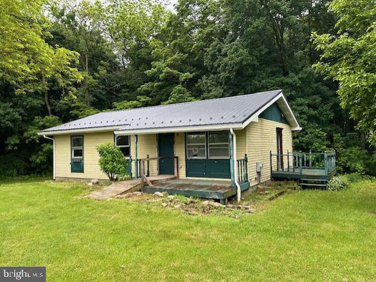 4507 Meadowwood Ln Warriors Mark, PA 16877 home for sale KBB