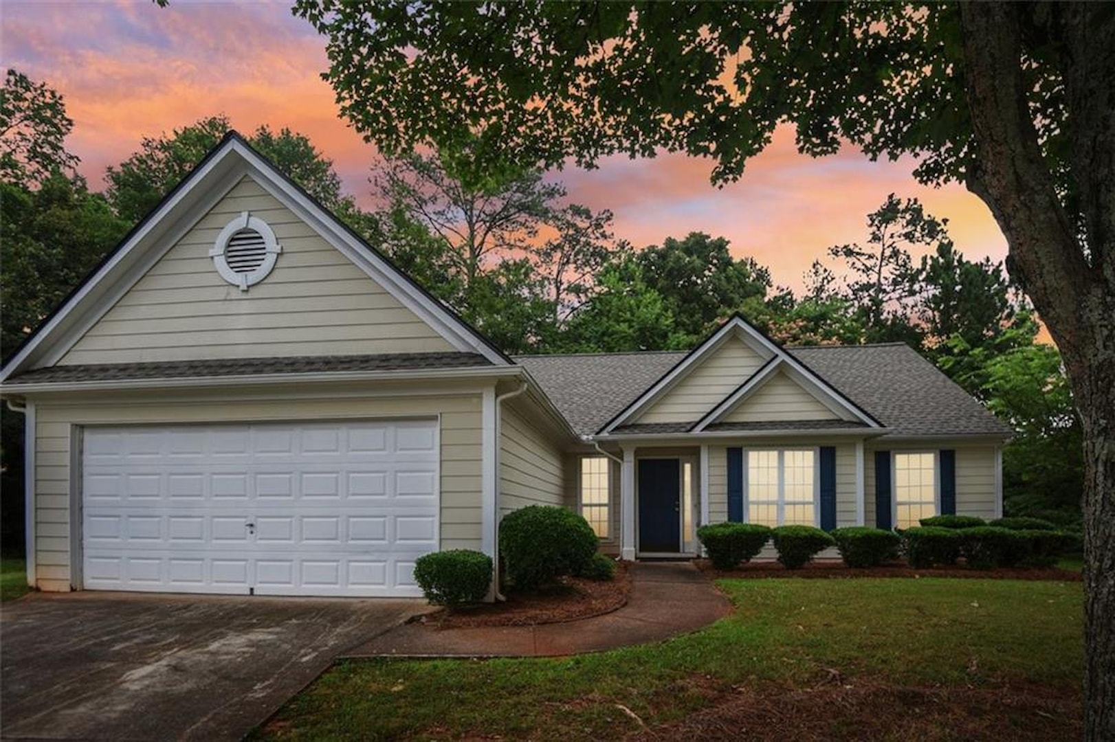 859 Springchase Drive Austell, GA 30168 | MLS 7397943