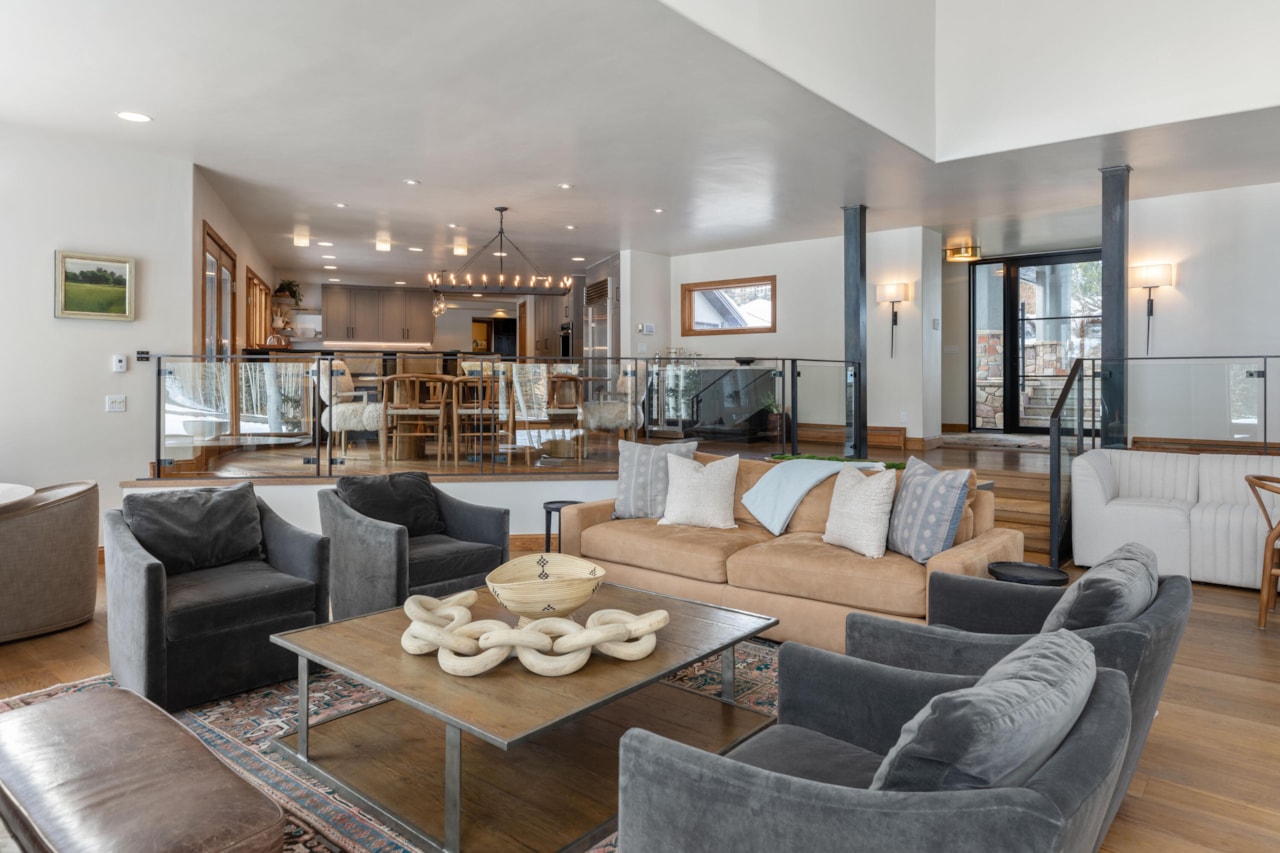 Luxury Mountain Living at 101 Benchmark Dr: A Premier Telluride Estate — photo 7