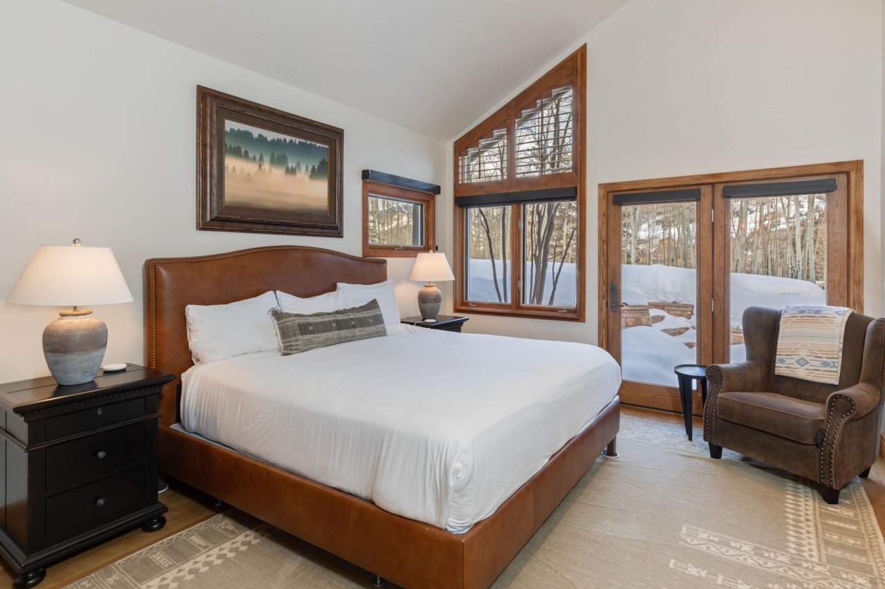 Luxury Mountain Living at 101 Benchmark Dr: A Premier Telluride Estate — photo 14