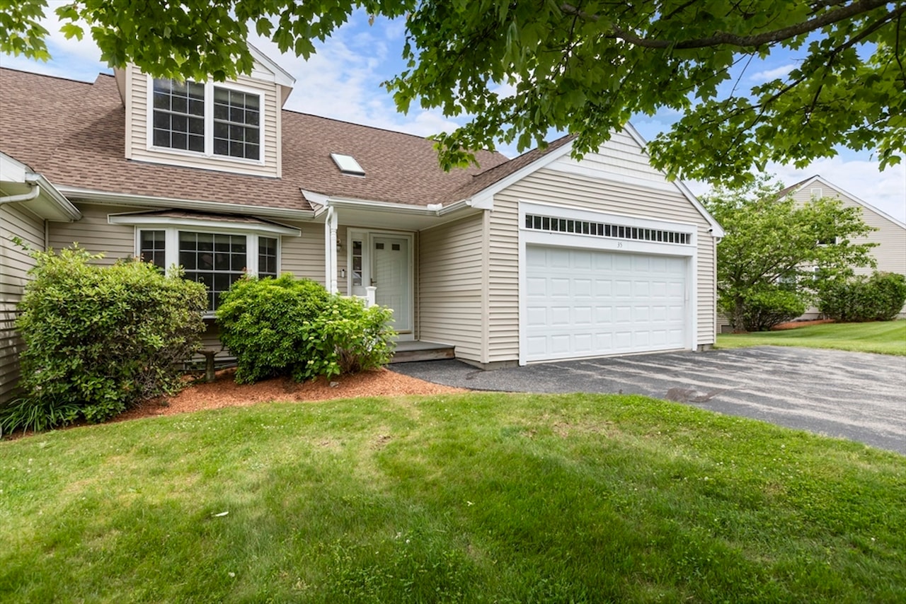 West Boylston, 35 Hillside Village Dr 35, MA, condo for sale, MLS