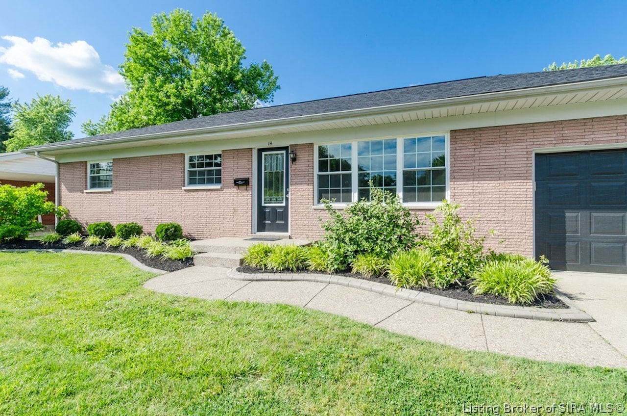 14 Brookview Dr New Albany, IN 47150 MLS 202407961