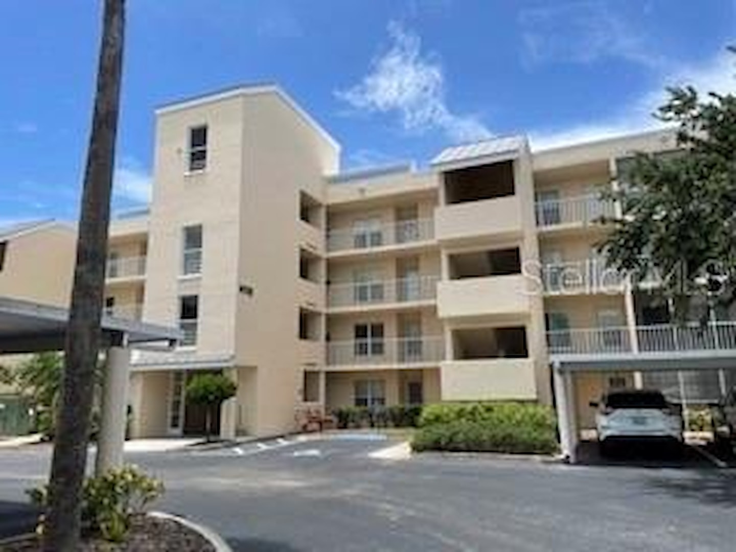 4110 Ironwood Circle CIRCLE 204 Bradenton, FL 34209 Arbors At