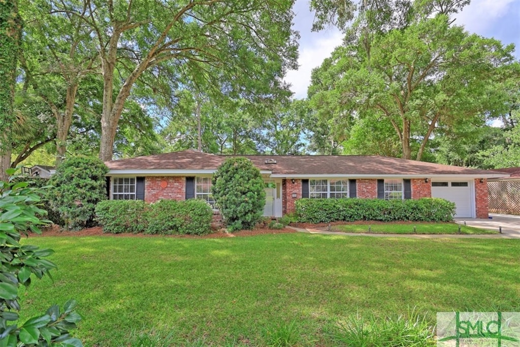 105 Carlton Rd in Savannah, GA 31410