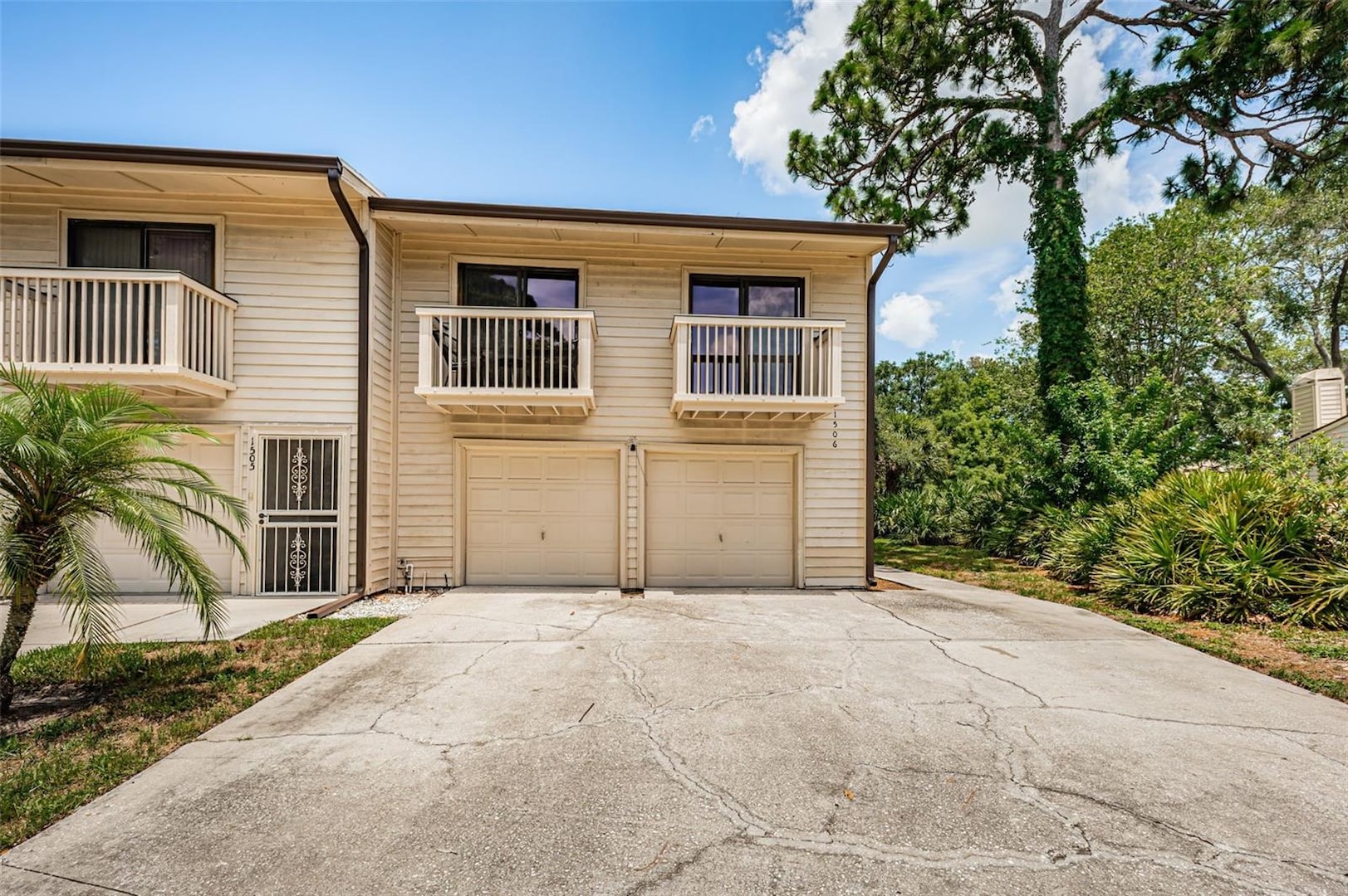 6387 92nd PLACE N 1506 Pinellas Park, FL 33782 Lake Forest Condo