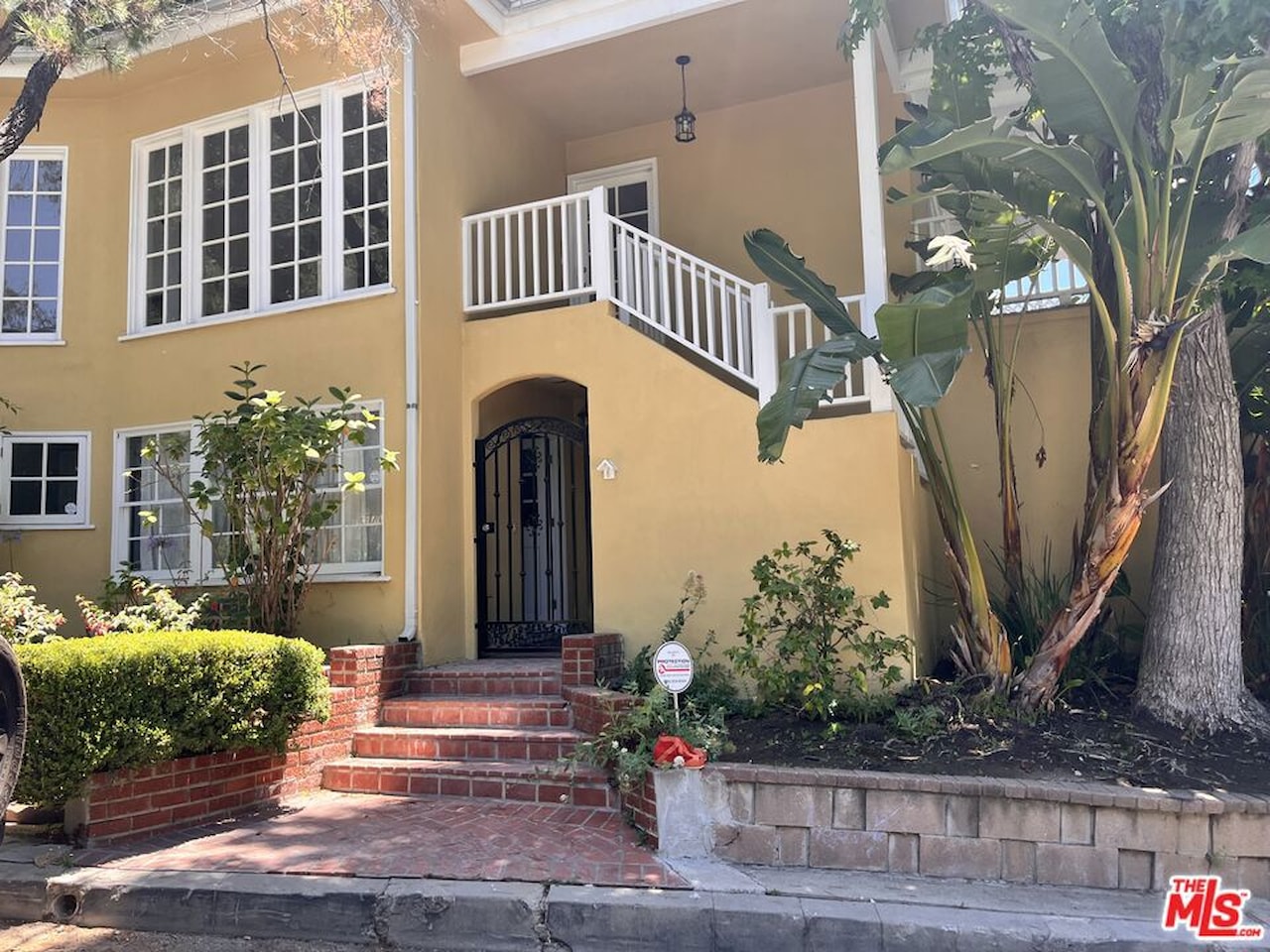 11709 Sunshine Terrace Studio City, CA 91604 property for lease, MLS