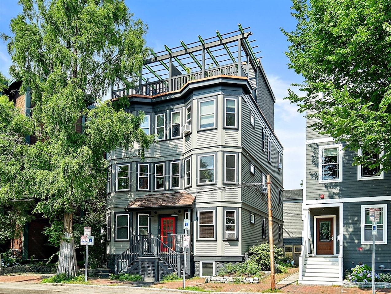 311 Blackstone Street Condominium Cambridgeport Cambridge, 3