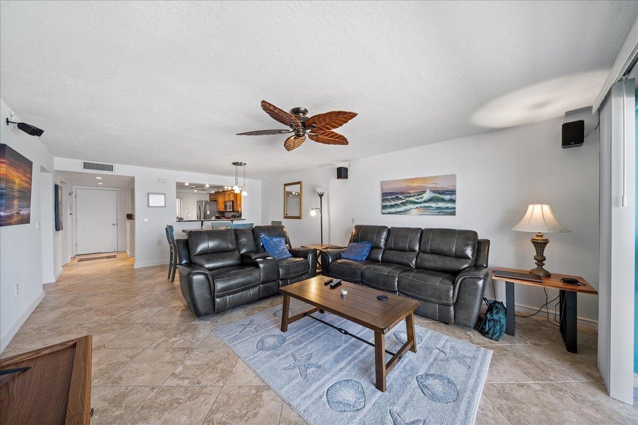 1465 Highway A1A 303 Satellite Beach, FL 32937 MLS 1016059