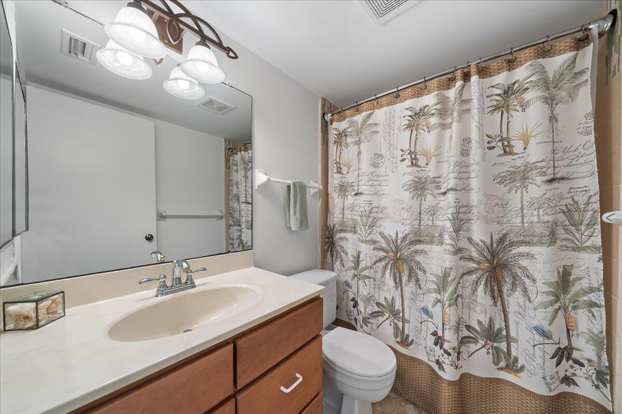 1465 Highway A1A 303 Satellite Beach, FL 32937 MLS 1016059