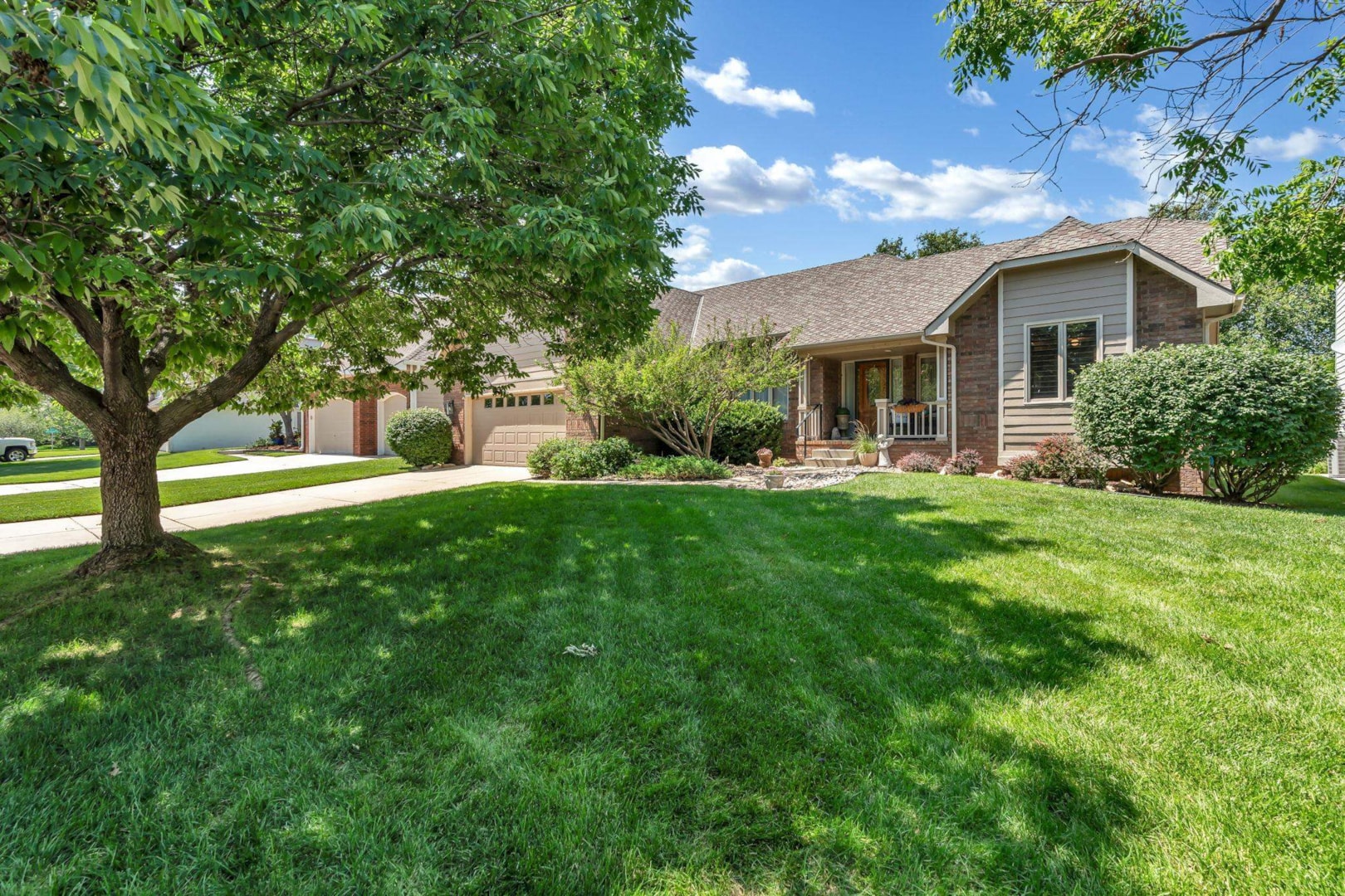 Homes for Sale in 2512 N Meadow Grove Cir Wichita, KS