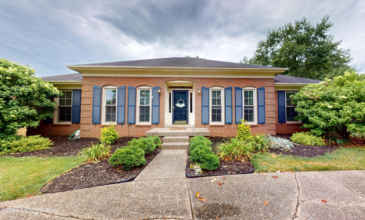 6714 Copperfield Rd Louisville, KY 40207 MLS 1664318